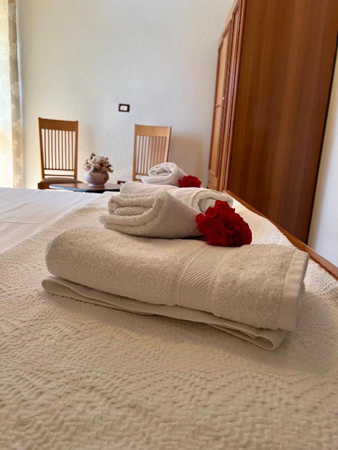 Don Robert Apartment ดูร์เรส ภายนอก รูปภาพ